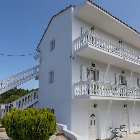 White House Studios & Apartments أرغوستولي المظهر الخارجي الصورة